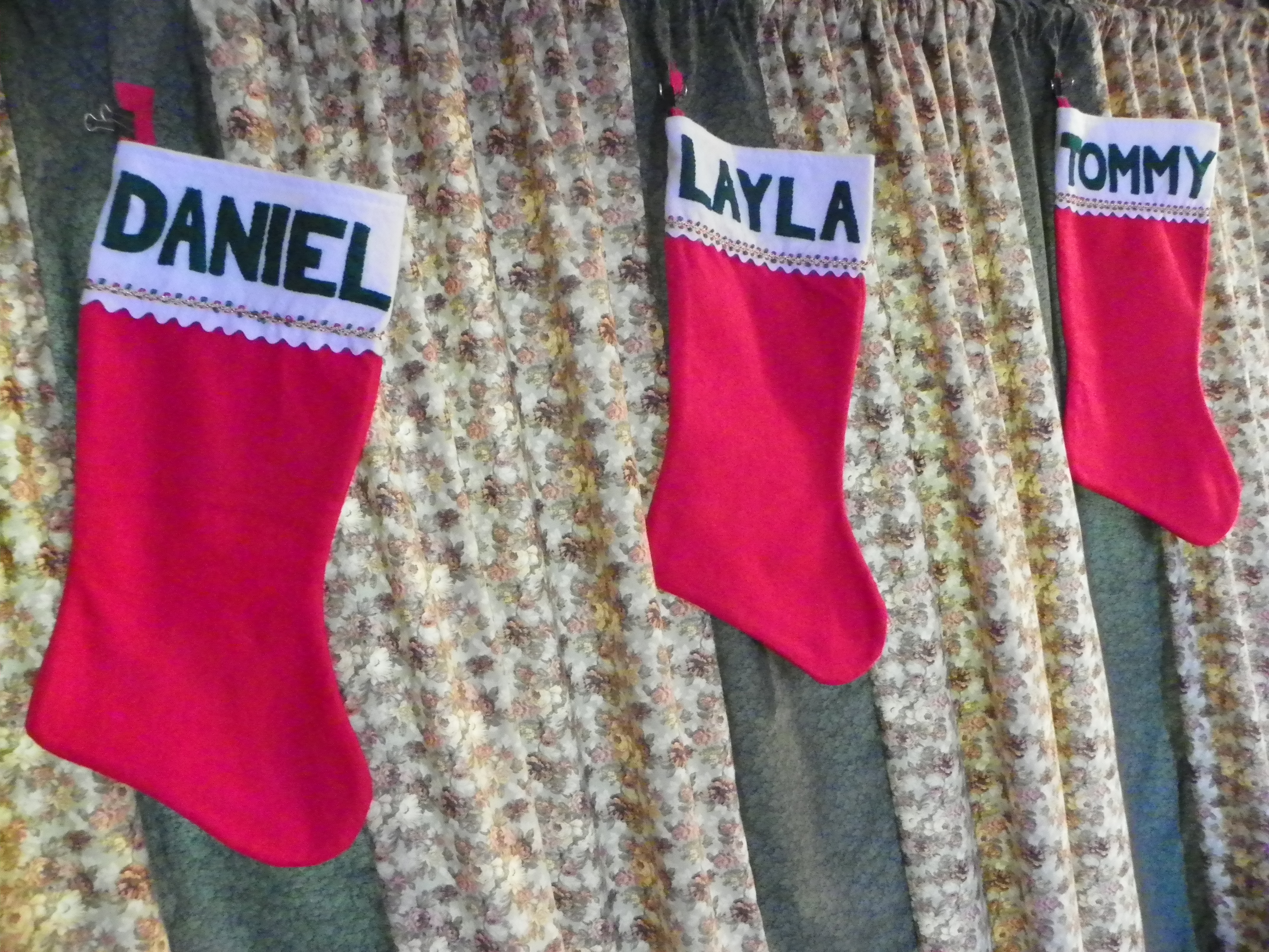 christmas stockings 005.jpg