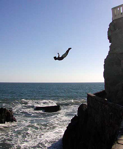 cliff_diver_quebrada.jpg