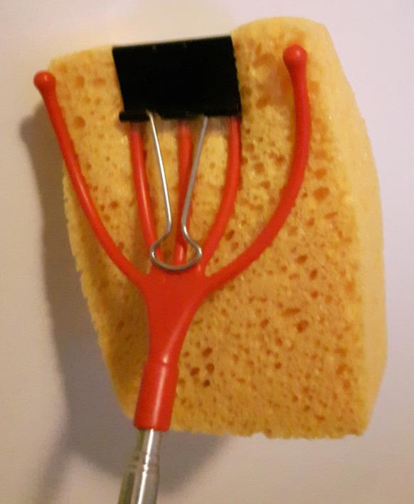 clip and sponge.jpg