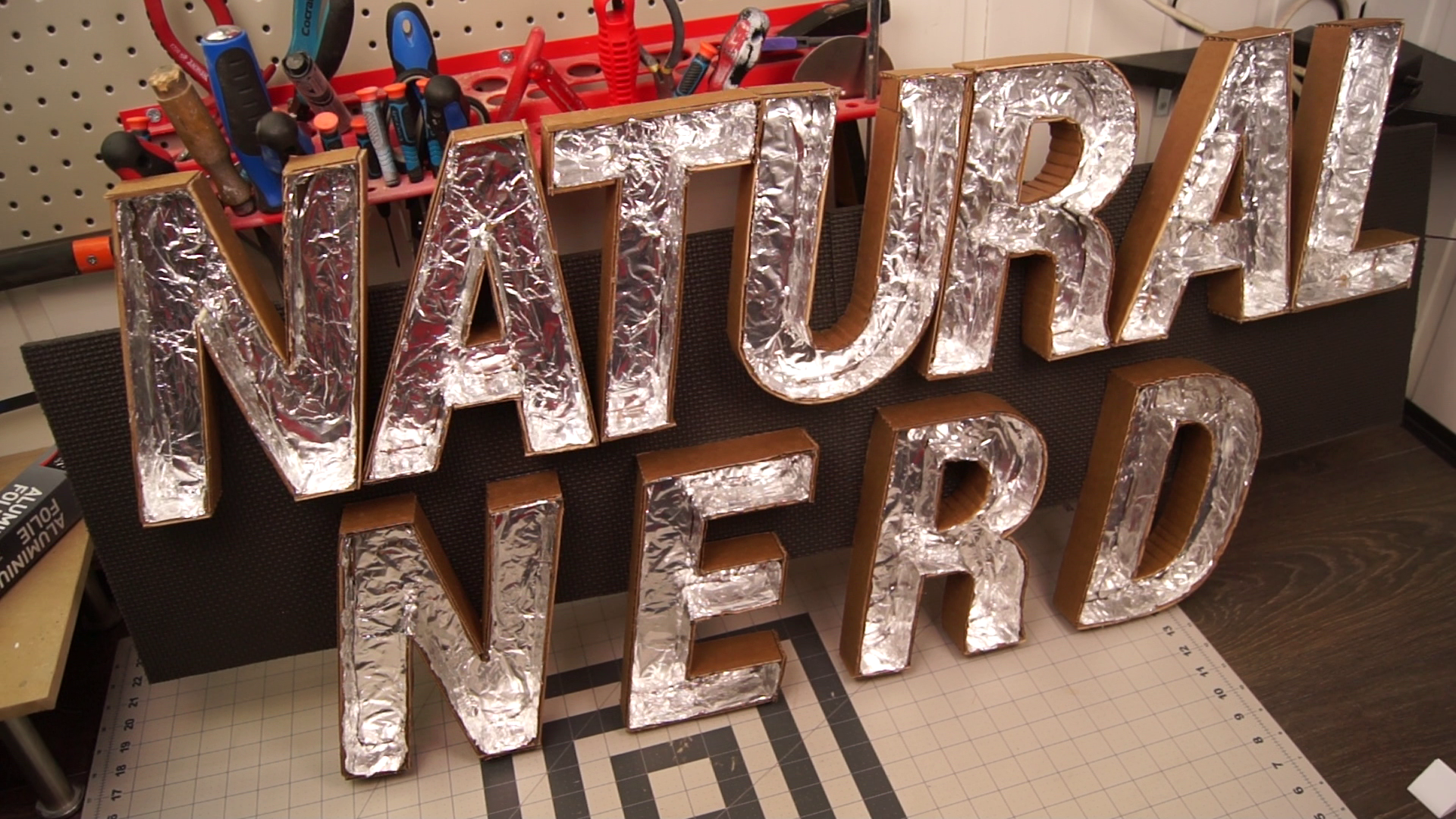 comic-book-superhero-wall-sign-led-light-decoration-nerdy-2017-06-21-13h45m38s168.png