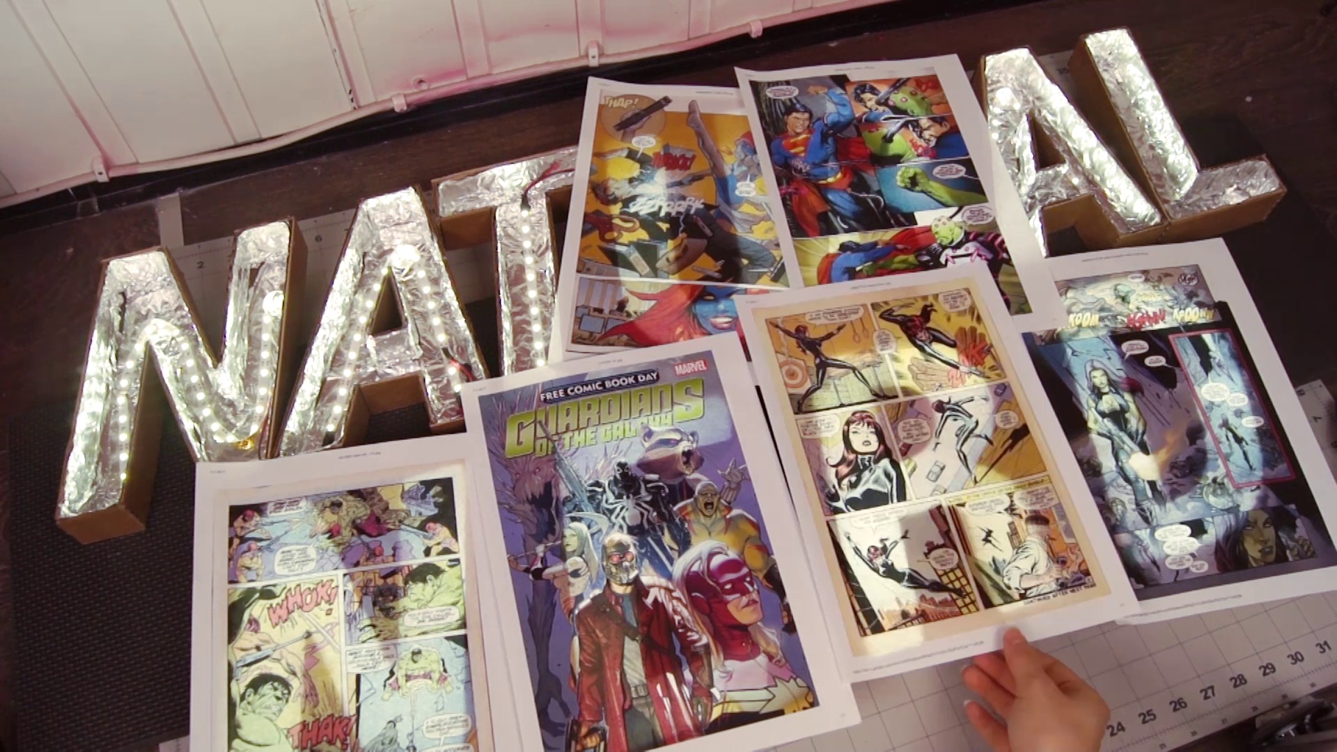 comic-book-superhero-wall-sign-led-light-decoration-nerdy-2017-06-21-13h49m57s202.png