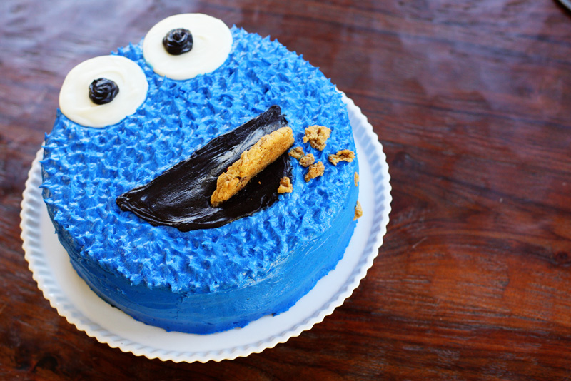 cookie monster cake 1.jpg