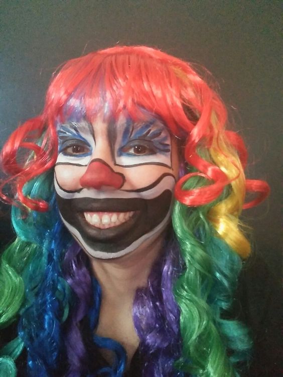 crazy clown 11.jpg