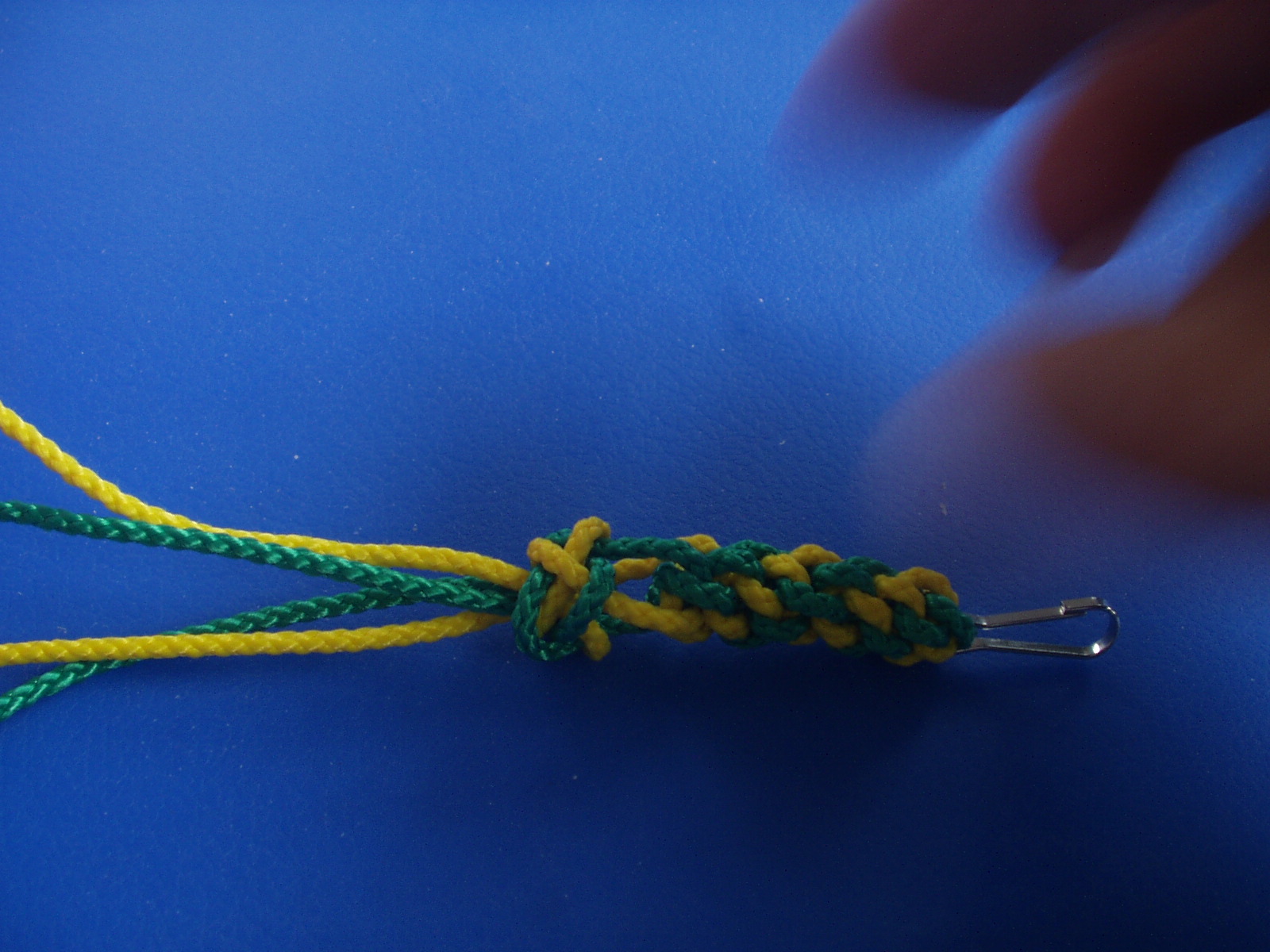 crown knot 011.JPG