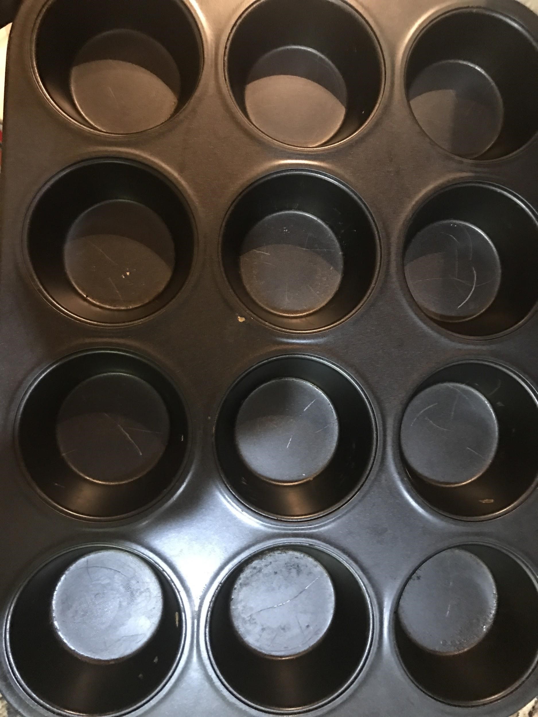 cupcake pan.jpg