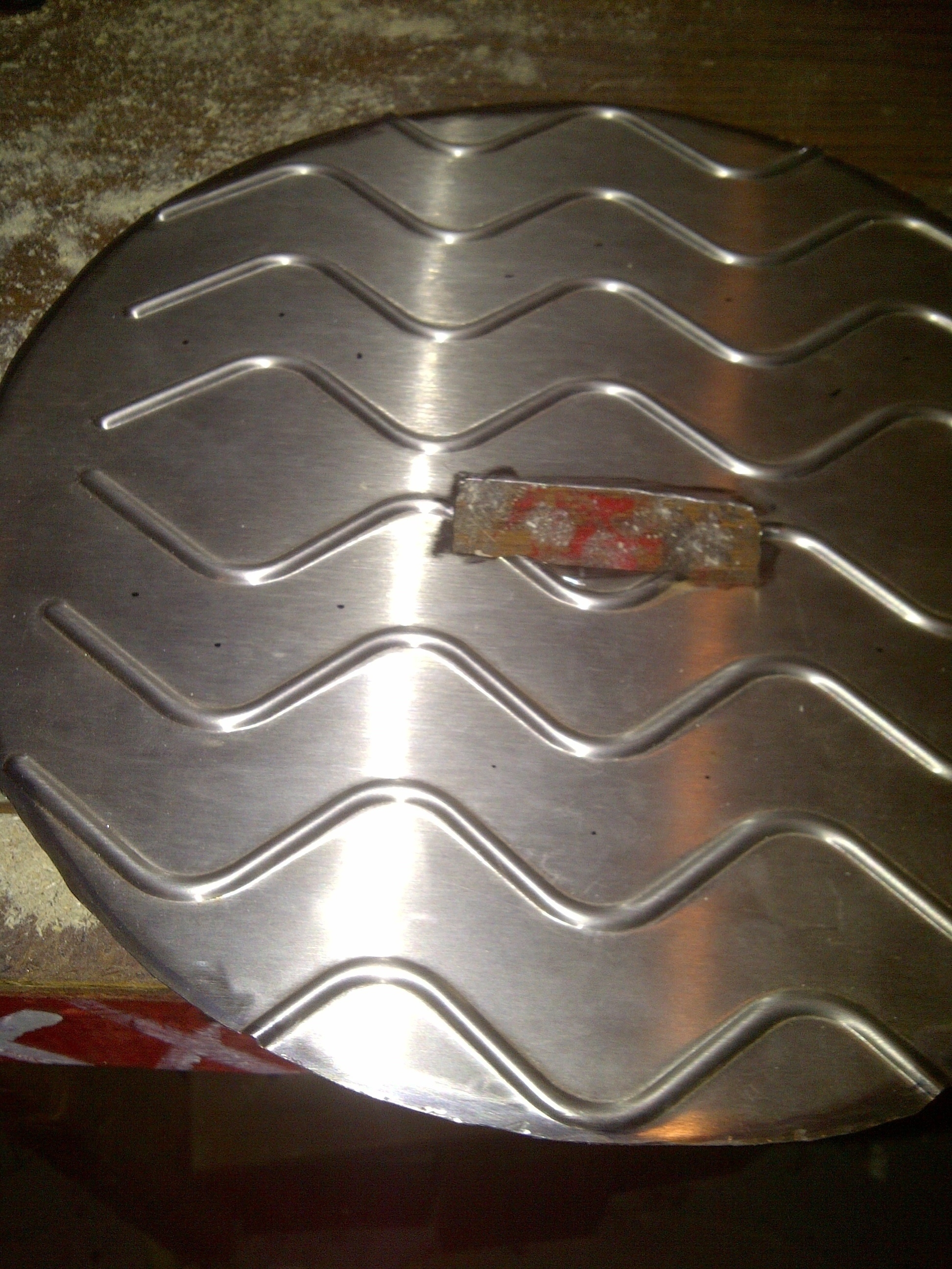 cutting biscuit hole coverplate 2.JPG