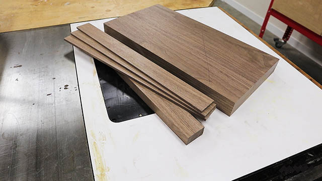 cutting strips at table saw V.jpg