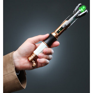 d7d8_doctor_who_new_sonic_screwdriver_inhand.jpg