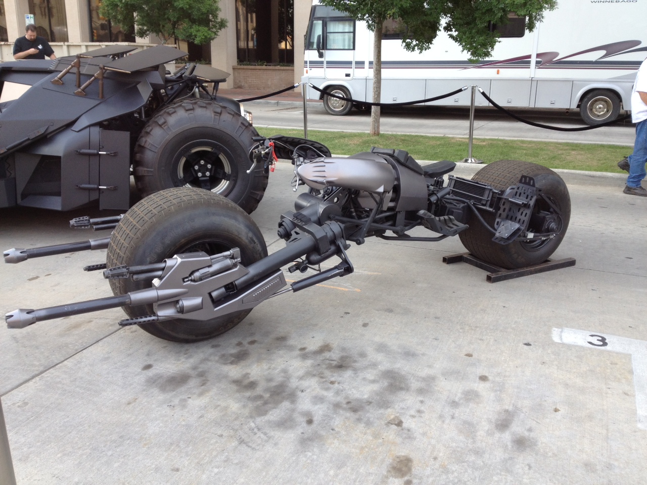 dark-knight-rises-batpod-image.jpg