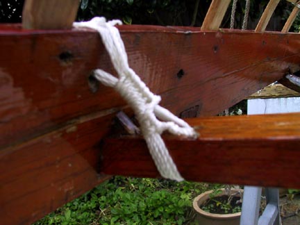 deckbeamlashing1.jpg