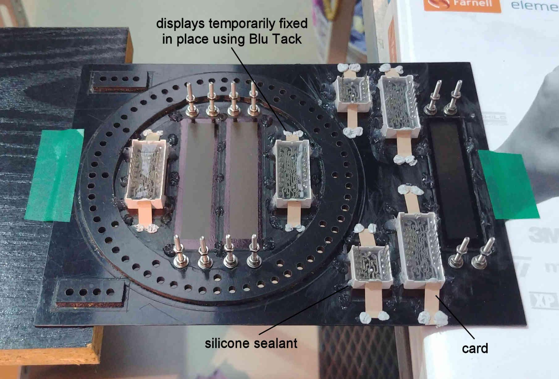 displays_gluing_1.jpg