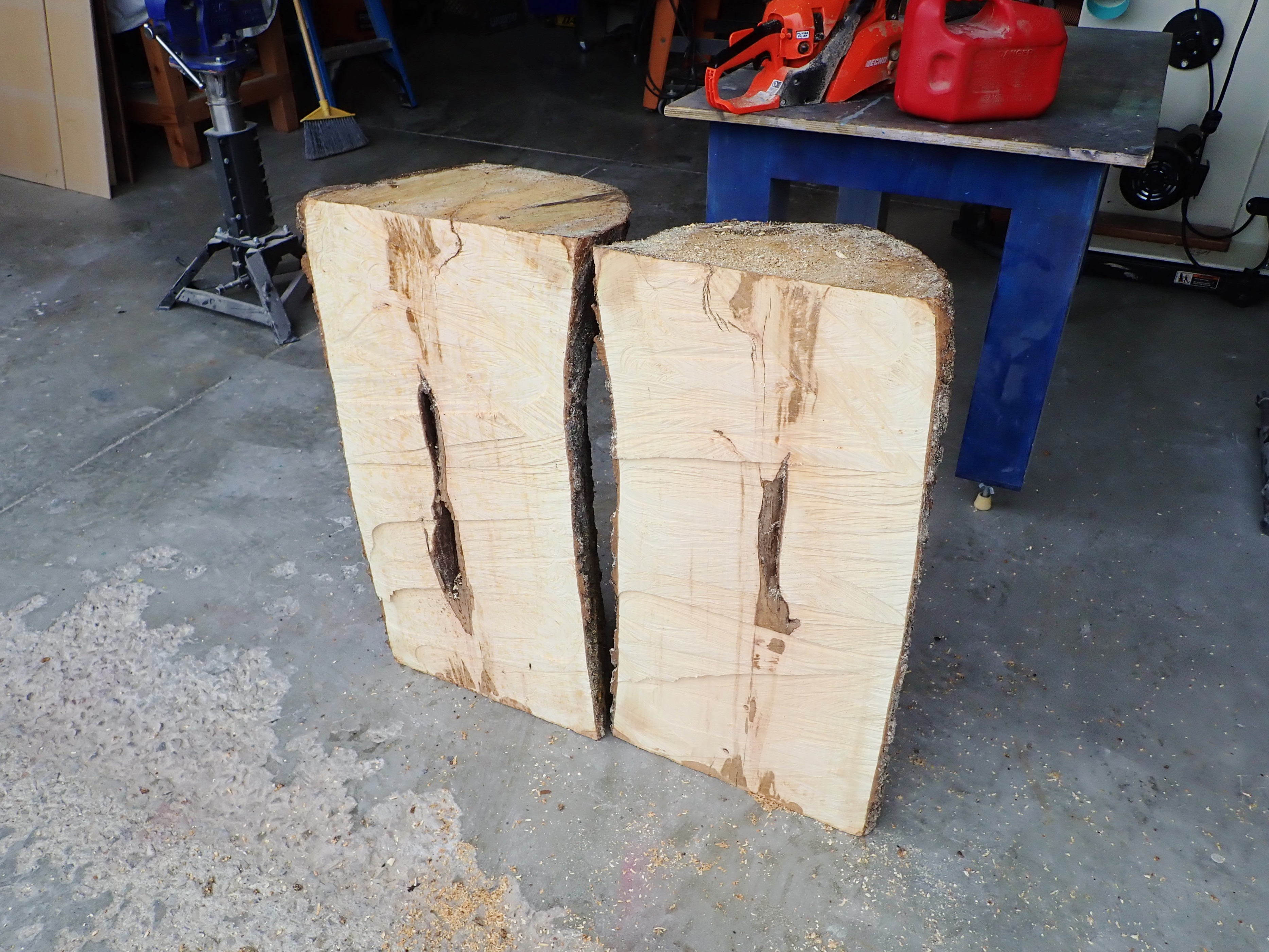 diy make homeade log bench (18).JPG