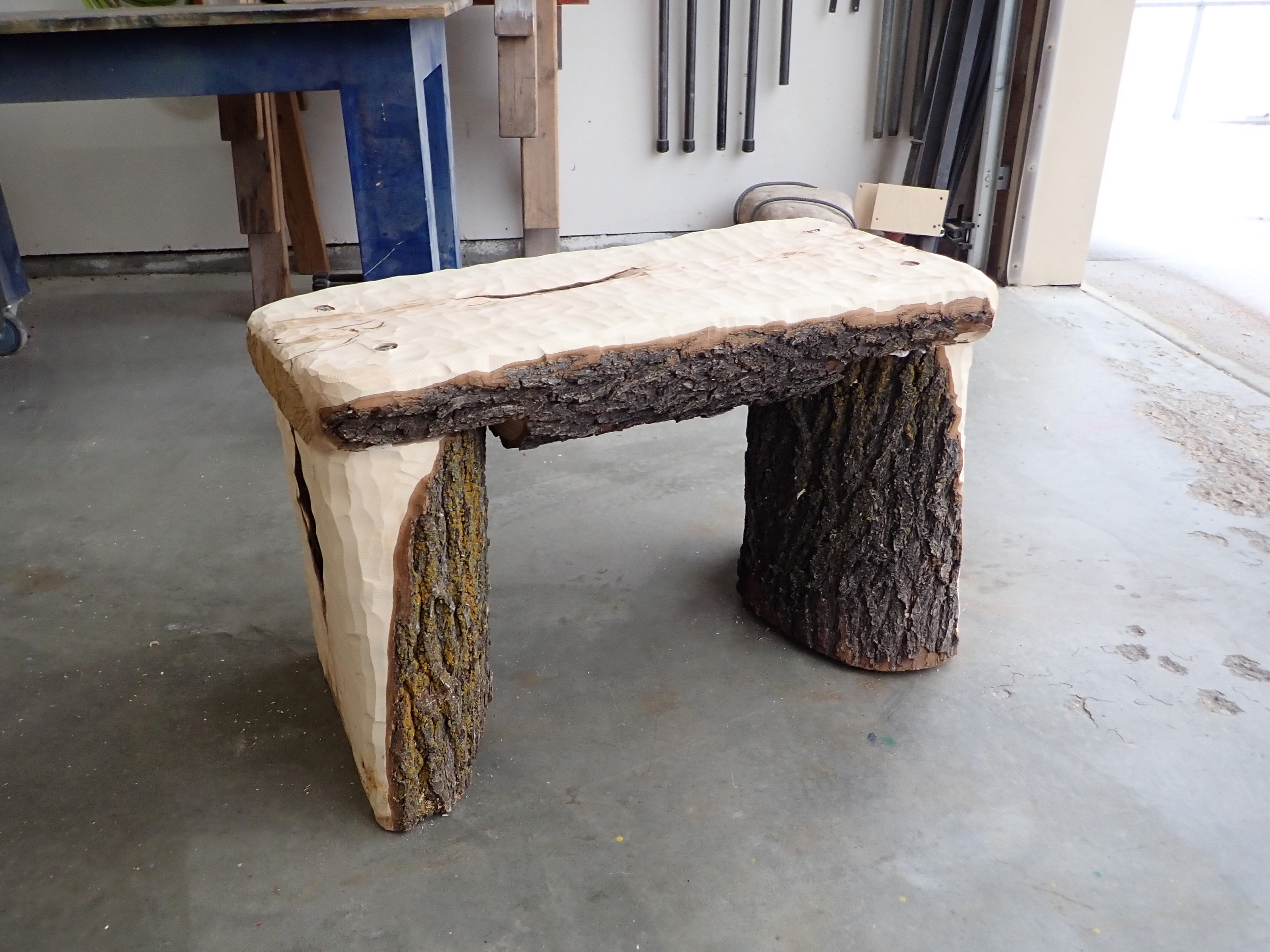 diy make homeade log bench (41).JPG