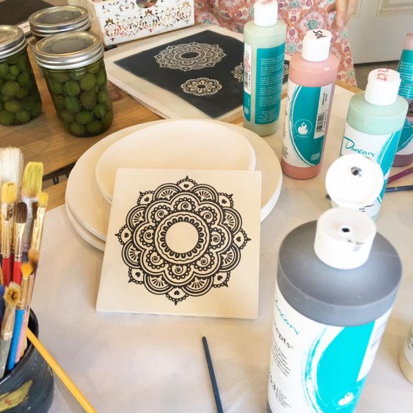 diy-silk-screen-printing-ceramic-stencil.jpg