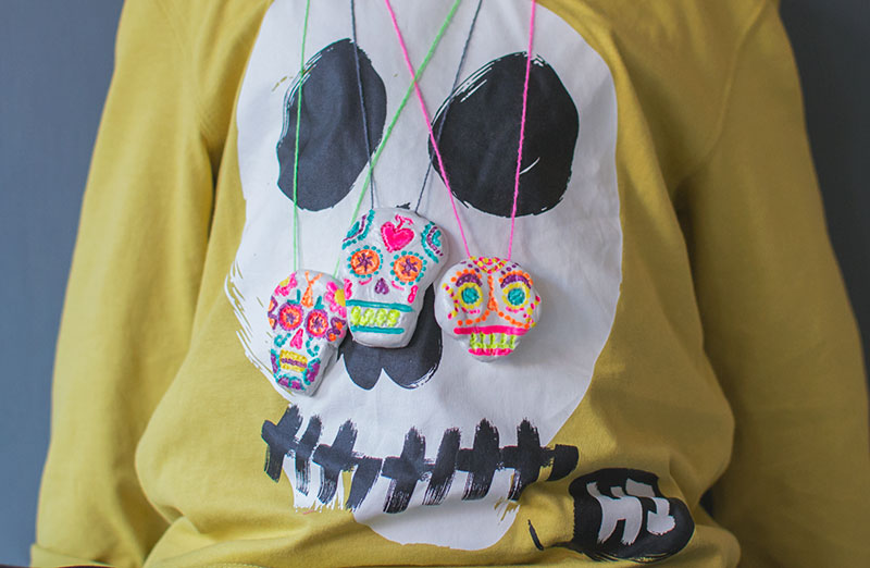 diy-sugar-skull-necklaces.jpg