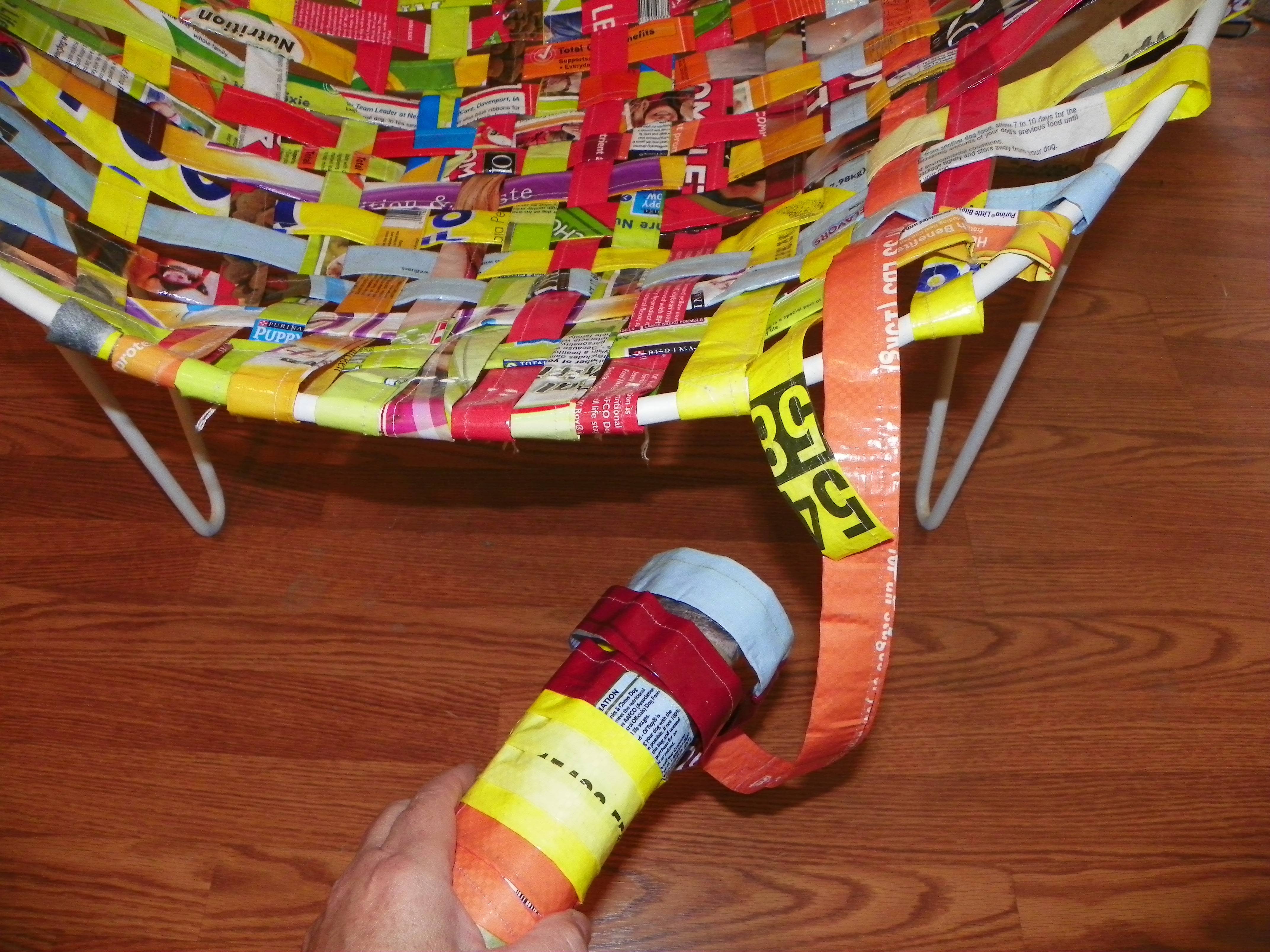dog food bag chair 002.jpg