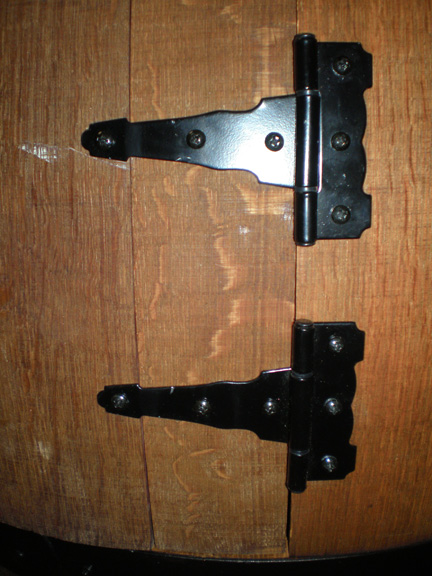 door hinges.jpg