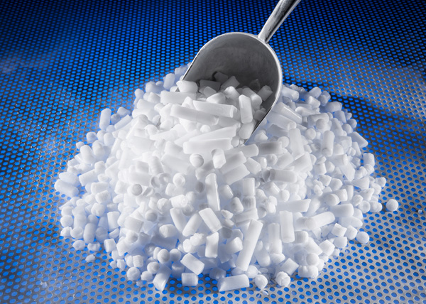 dry-ice-standard-pellets.jpg