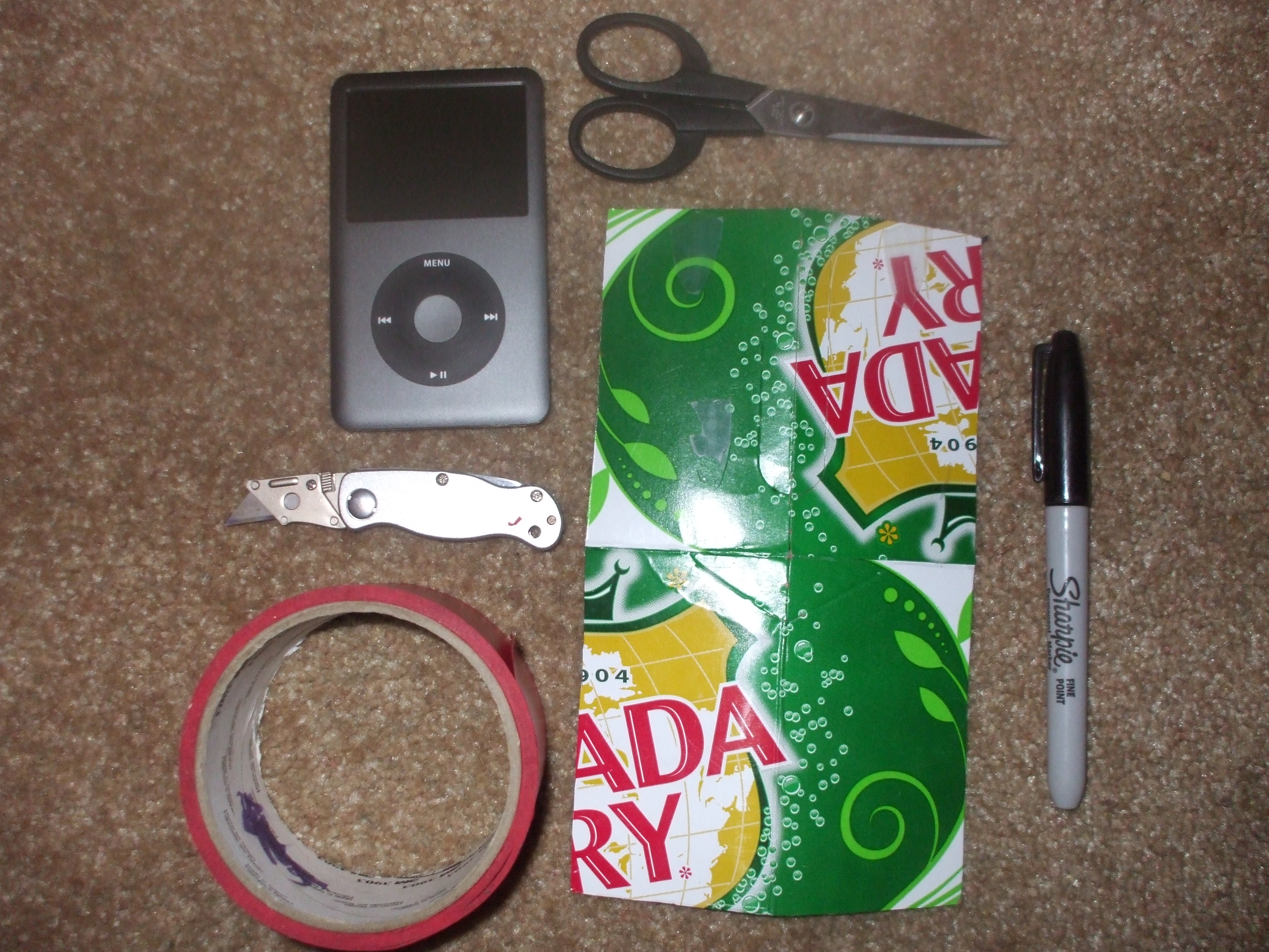 duct tape ipod case 009.jpg