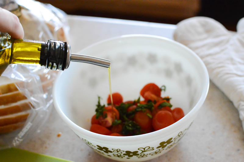 farmers-market-bruschetta4.png