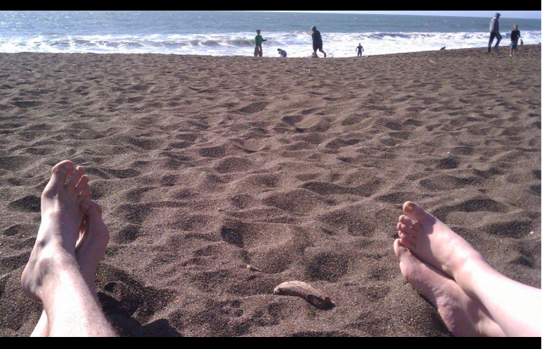 feetAtBeach.png