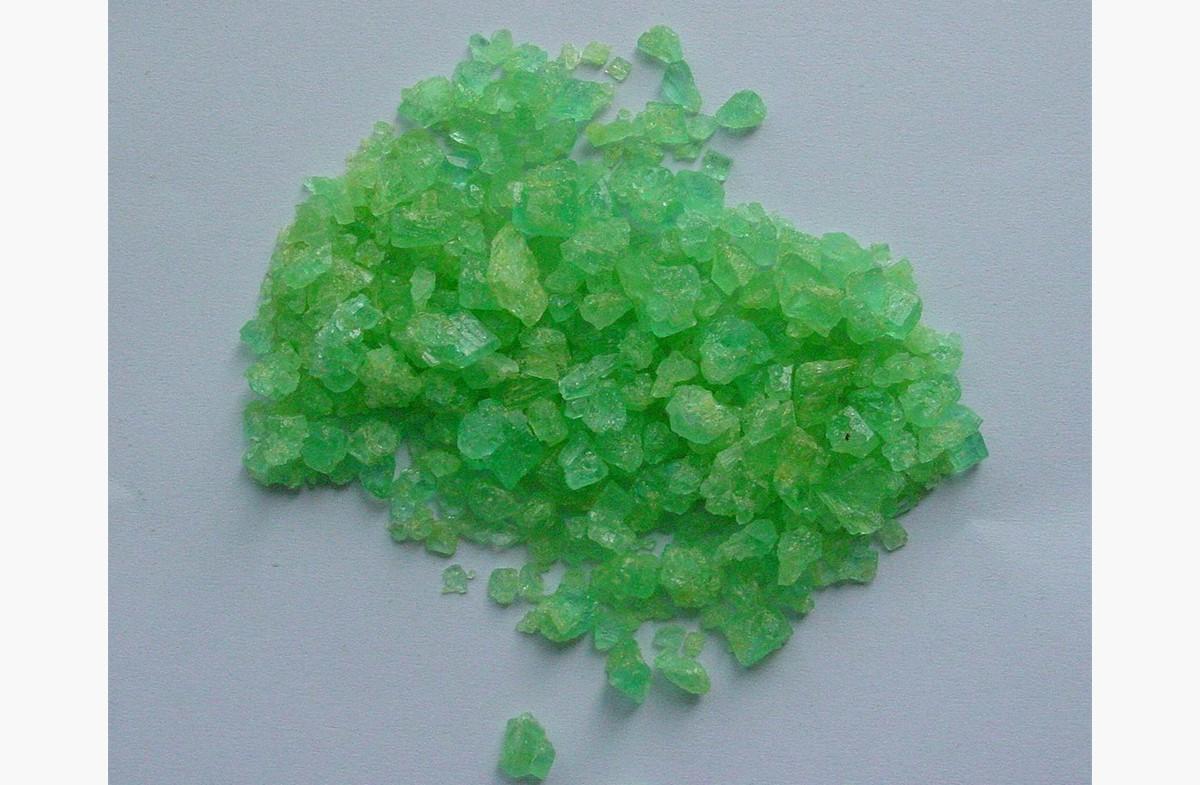 ferrous chloride.jpg