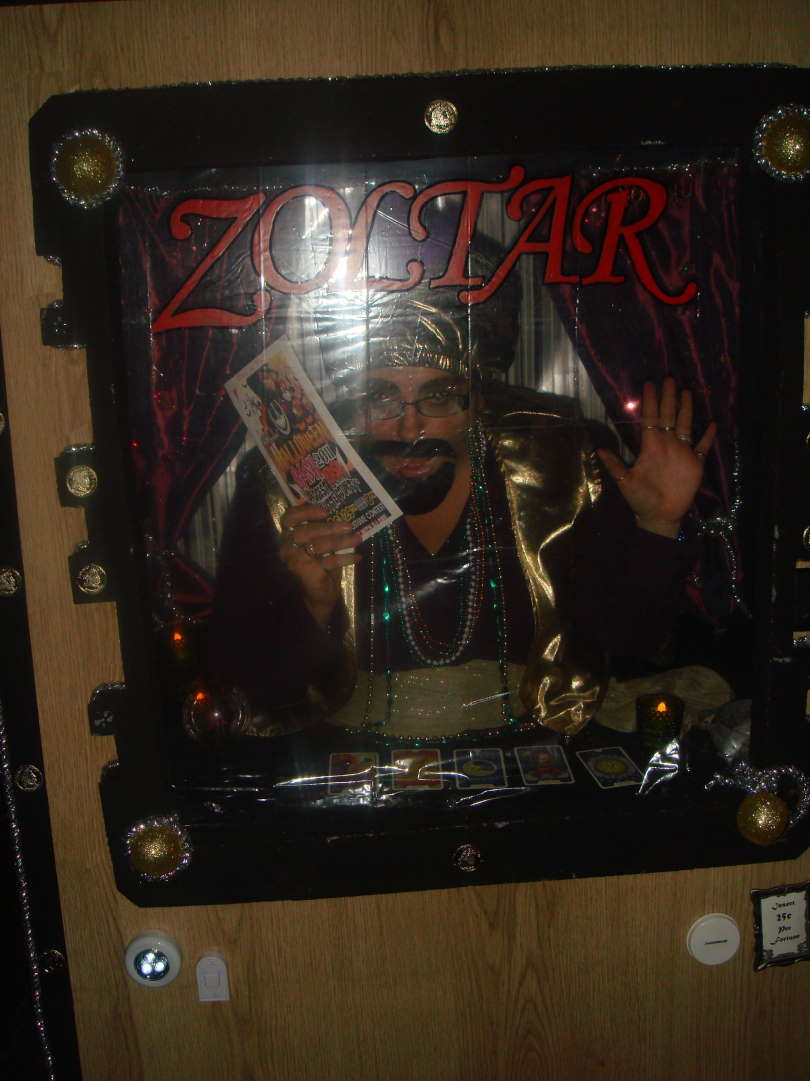 finished Zoltar.jpg