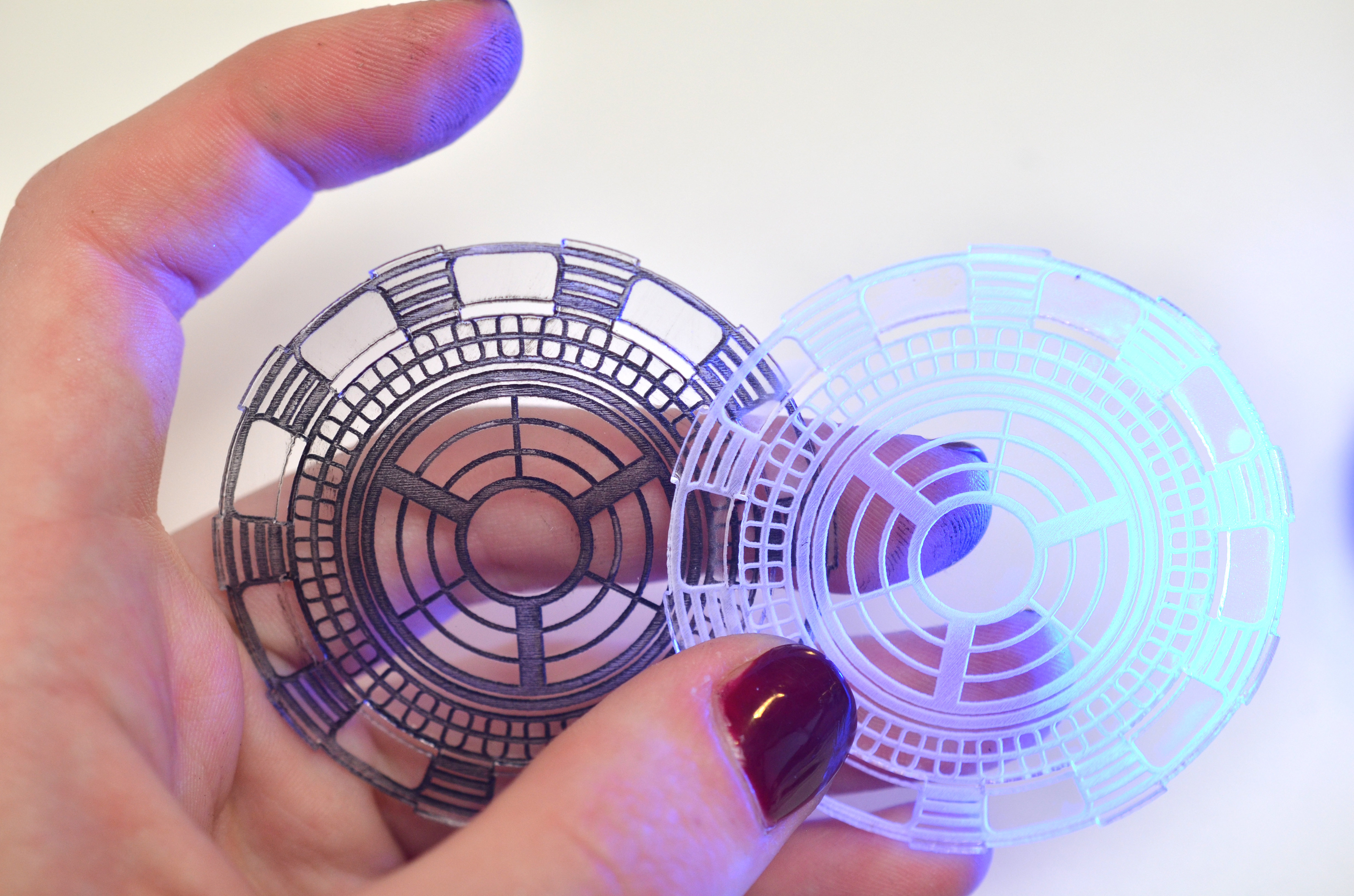 flora_iron-man-arc-reactor-adafruit-06.jpg