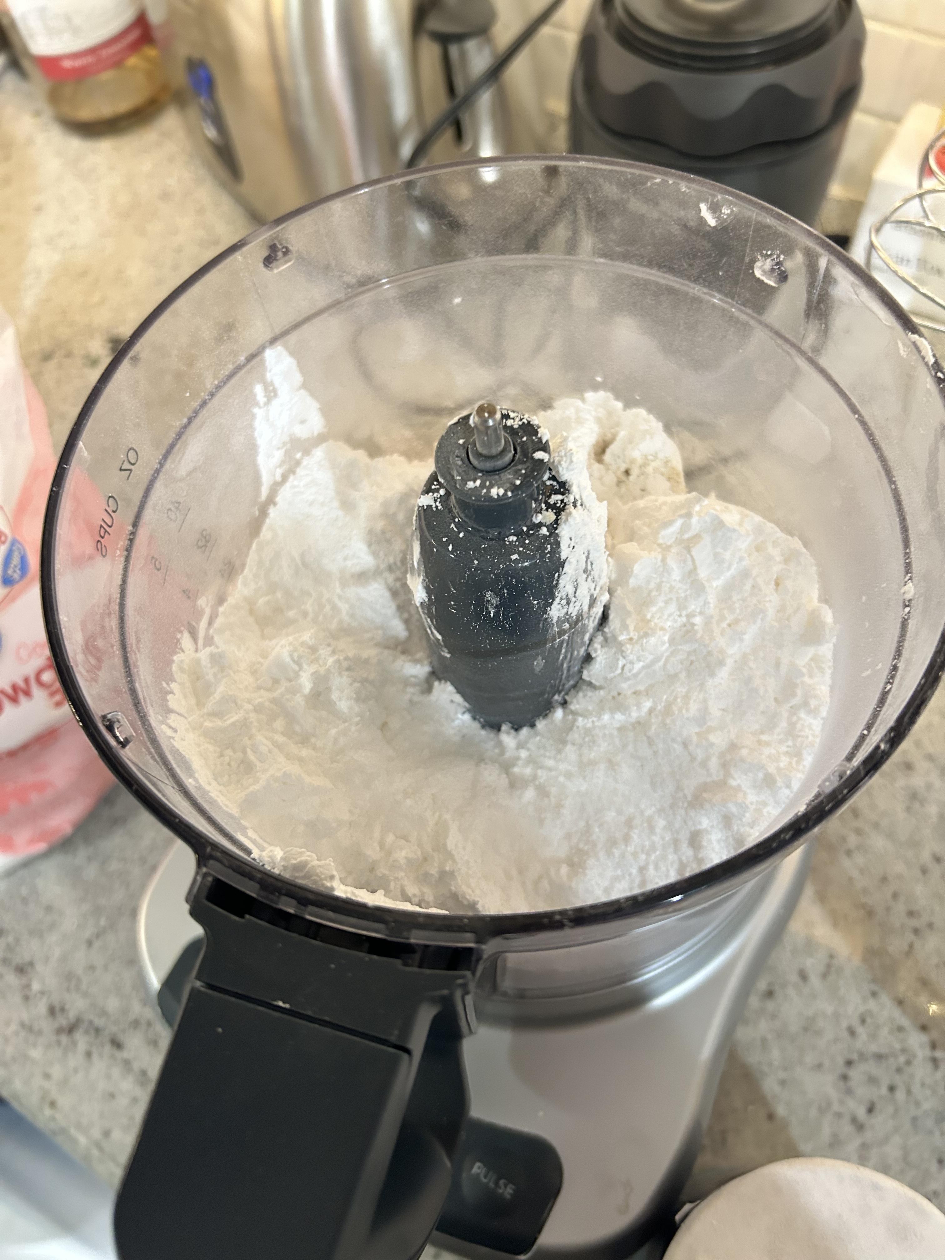 flour mixture in blend.jpg