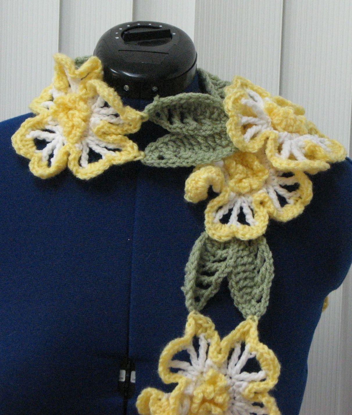 flower scarf 003a.jpg