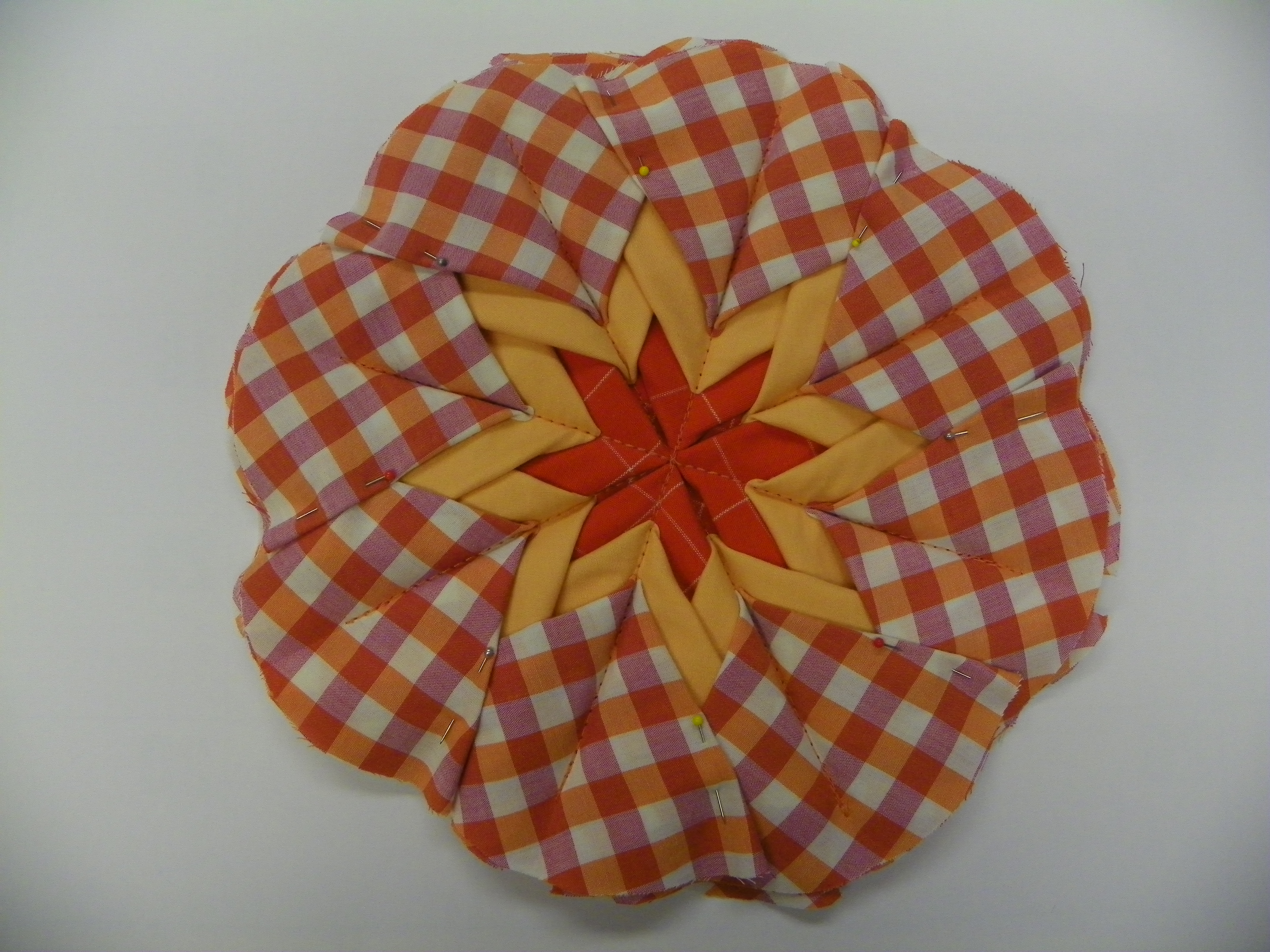 folded fabric pot holder 001.jpg