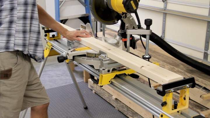 folding-sawhorses-cutting-parts.jpg