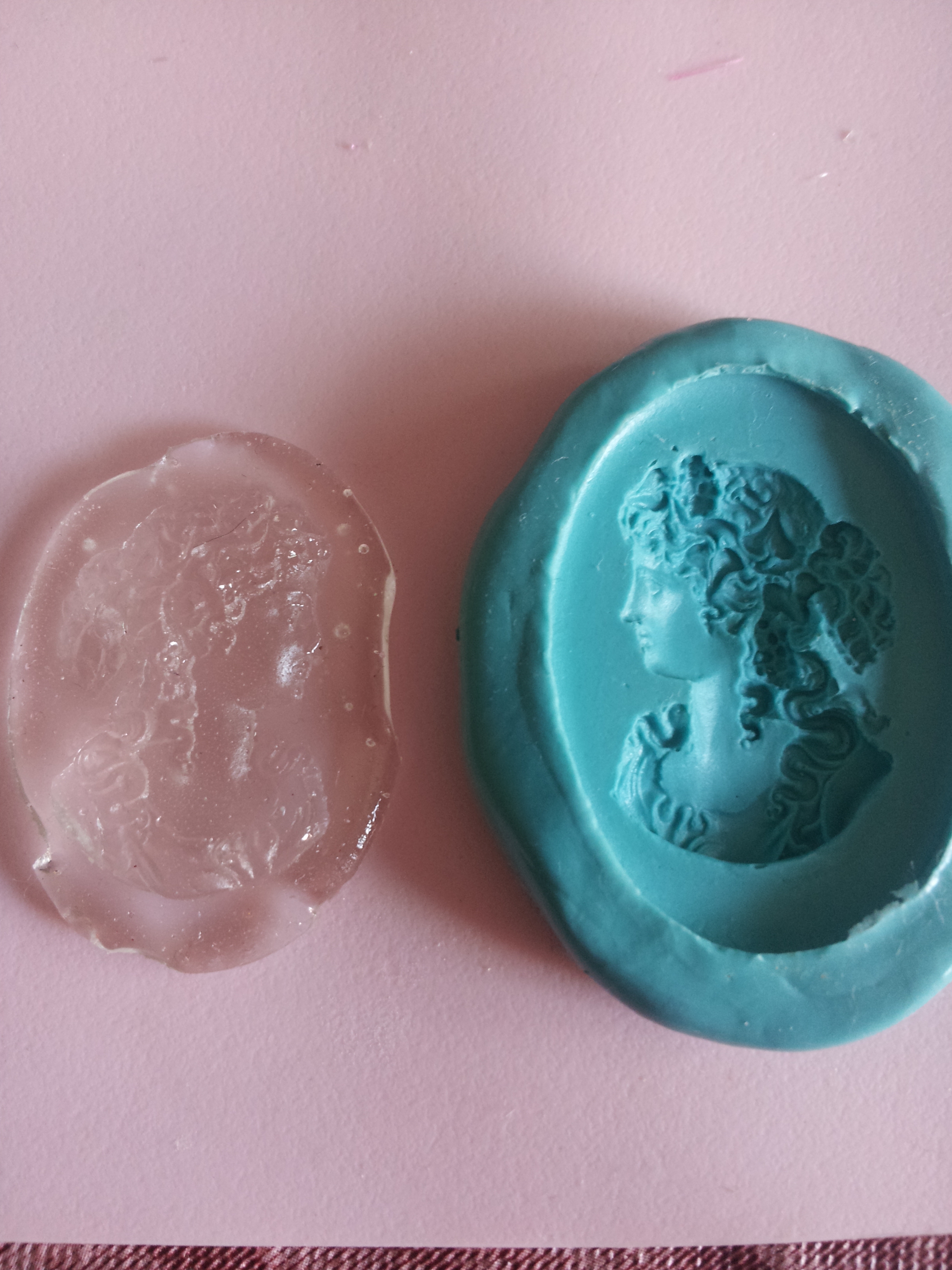 follow up pics sugar  mold and isomalt 069.jpg