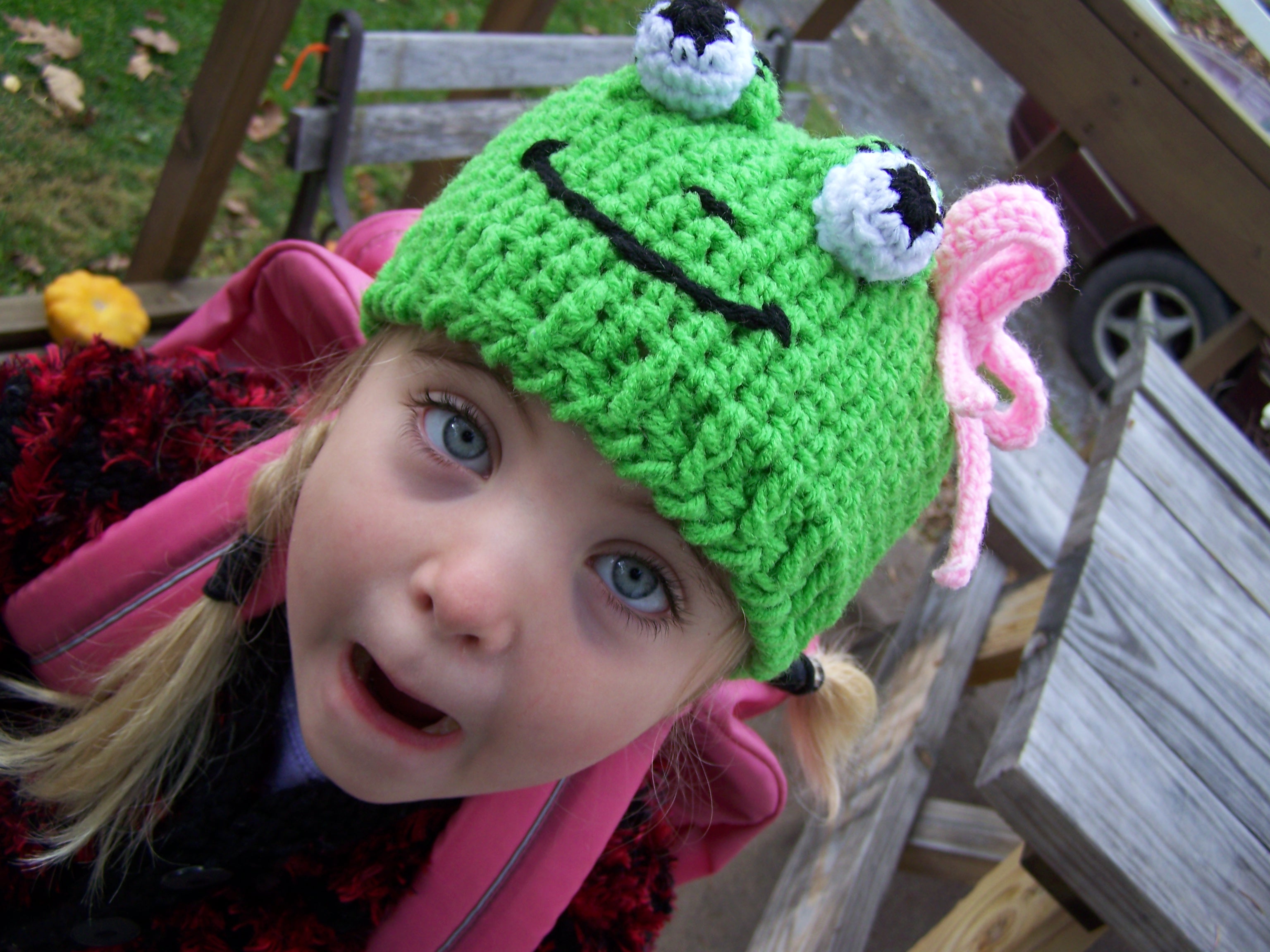 frog hat (25).JPG