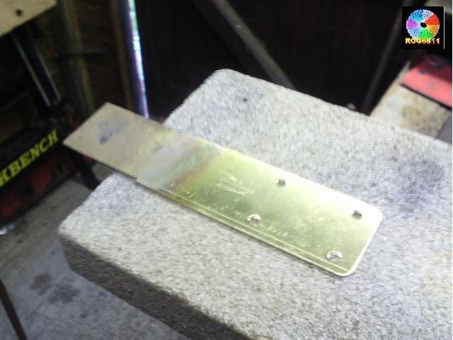 front bracket01.jpg