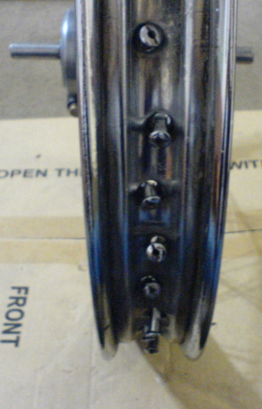 front wheel lacing 17.jpg