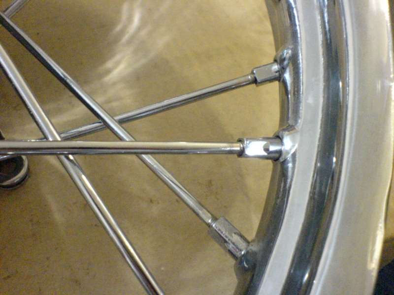 front wheel lacing 19.jpg