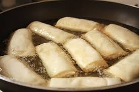 frying turon.jpg