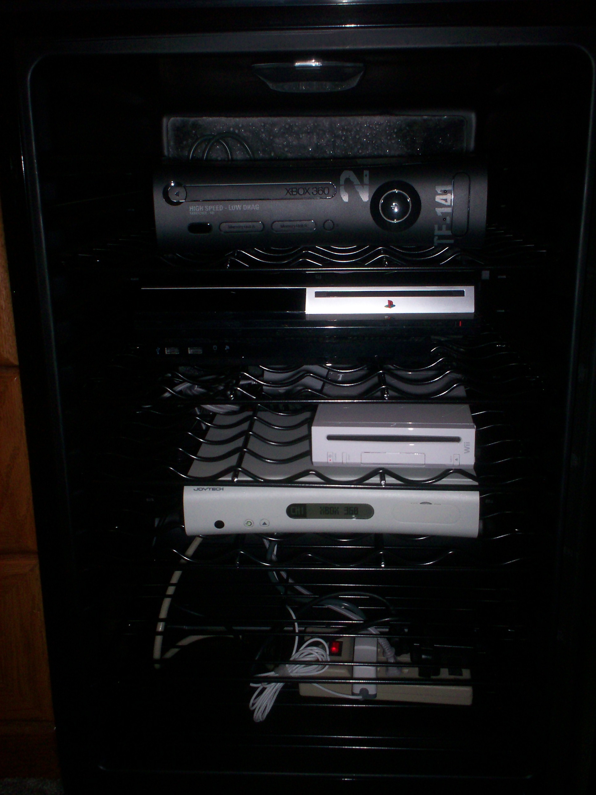 game_console_inside_04.JPG