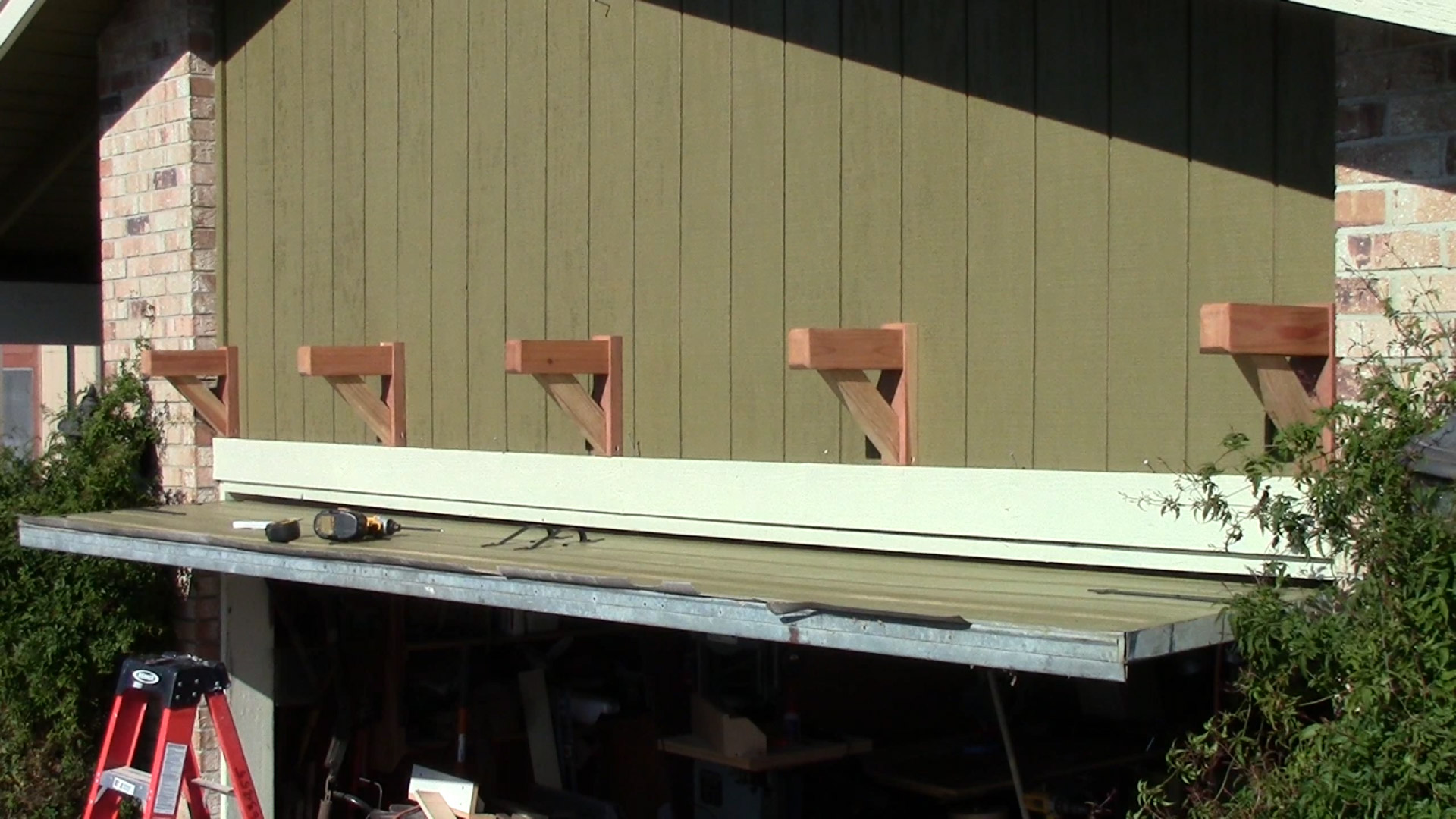 garage-door-pergola-trellis-arbor (29).jpg