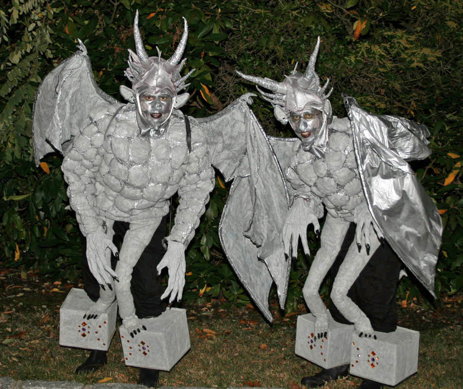 gargoylesstandingphoto.jpg