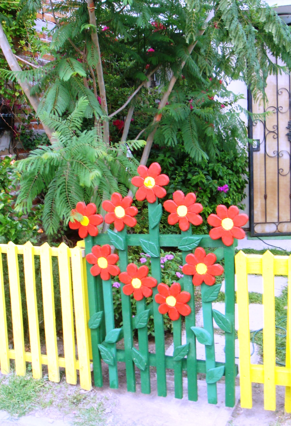 gate6.jpg