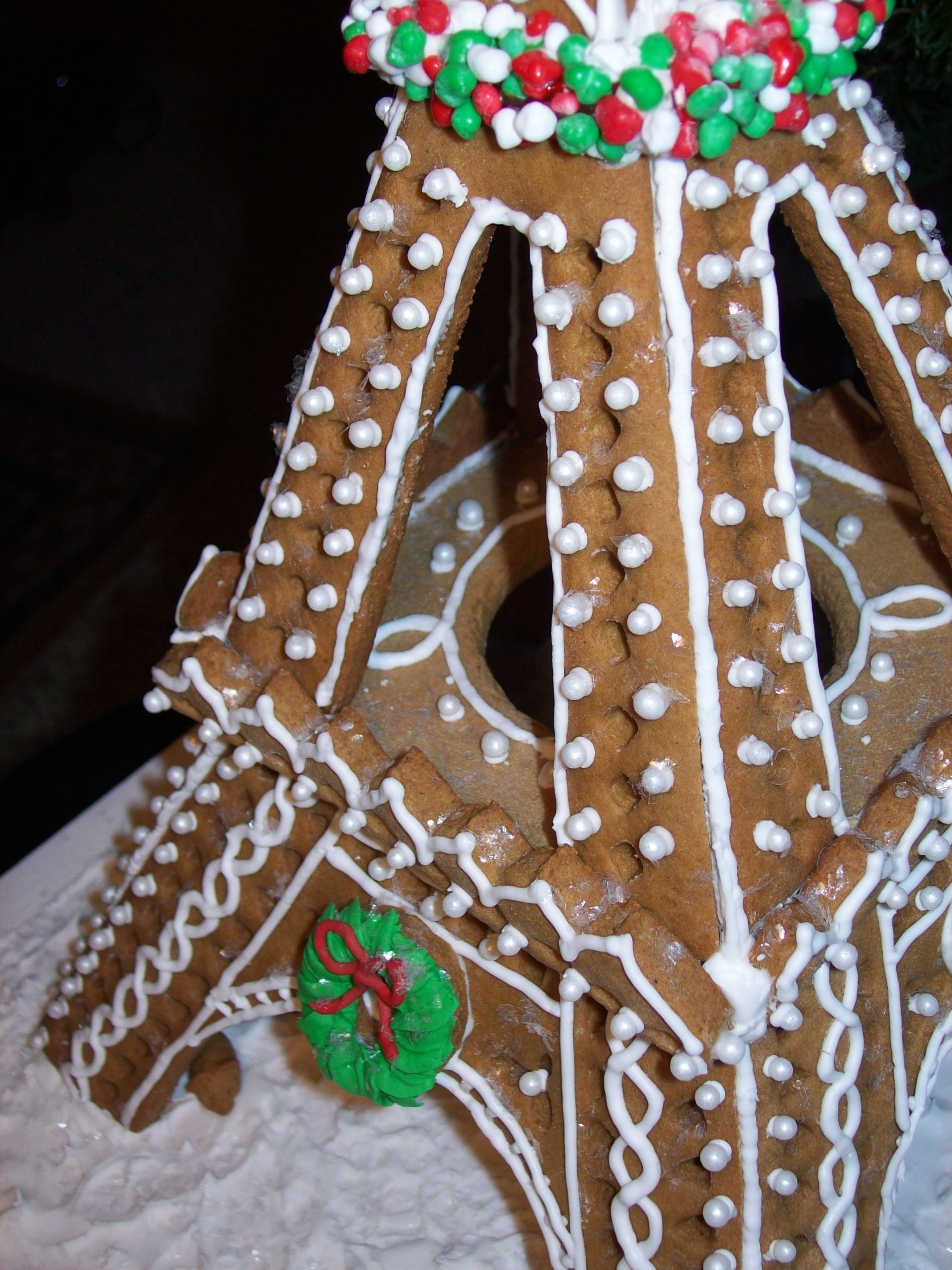 gingerbread contest 1209 017.JPG