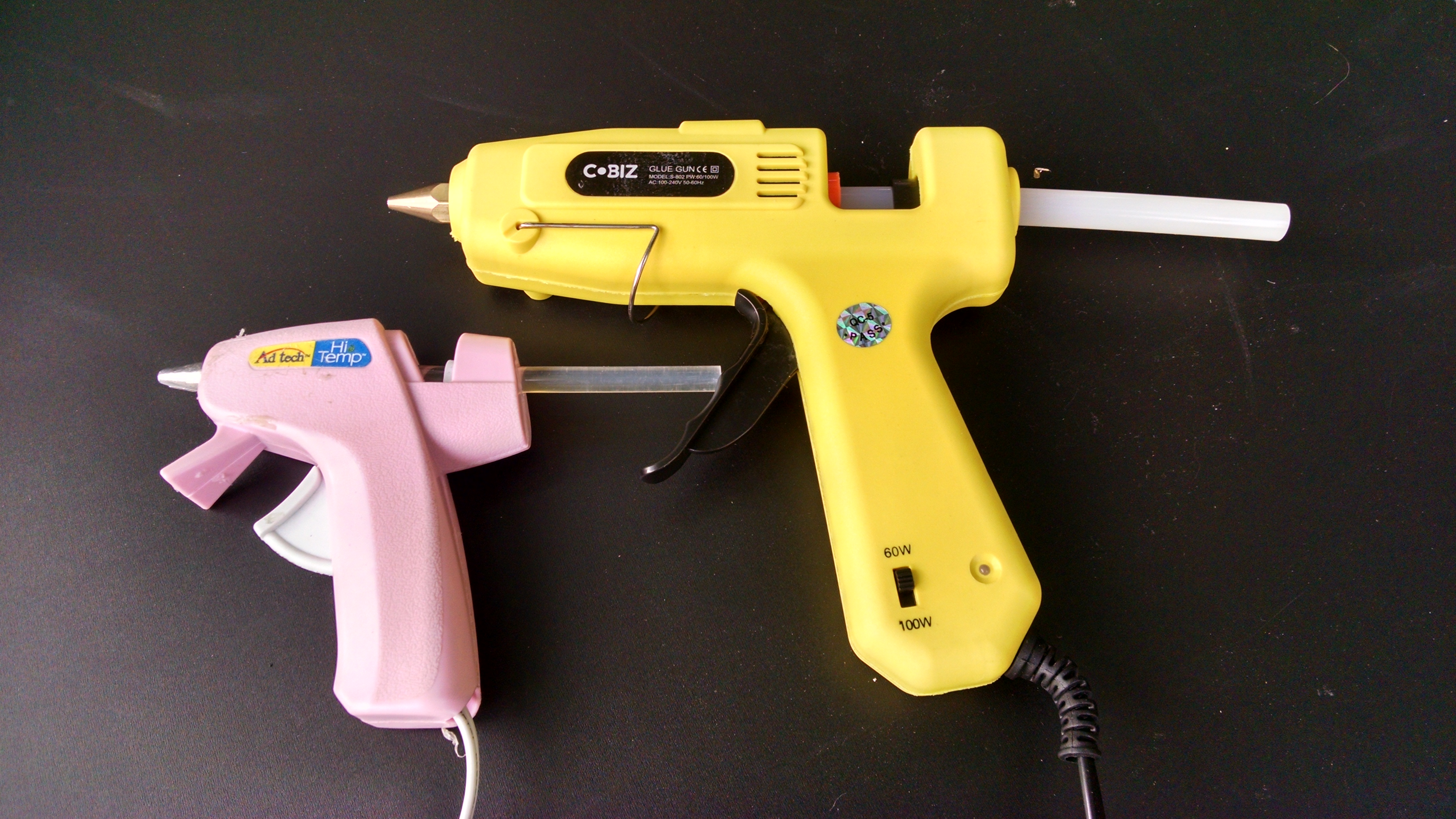 glue guns.jpg