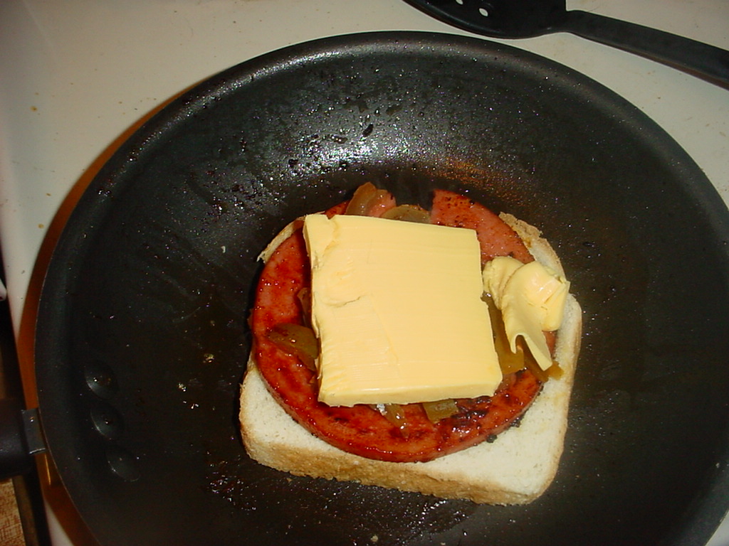 grilled cheese and bologna 010.jpg