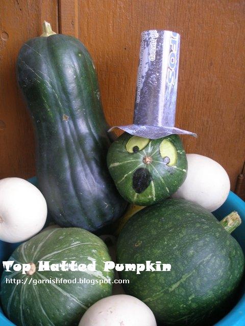 halloween pumpkin in a top hat_garnishfood.JPG