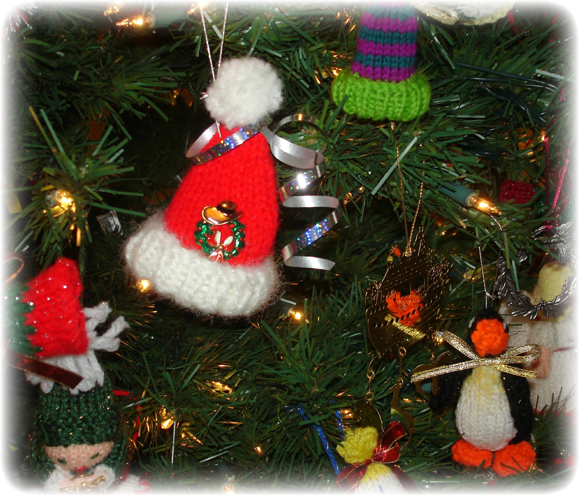 hats and ornaments 007.jpg