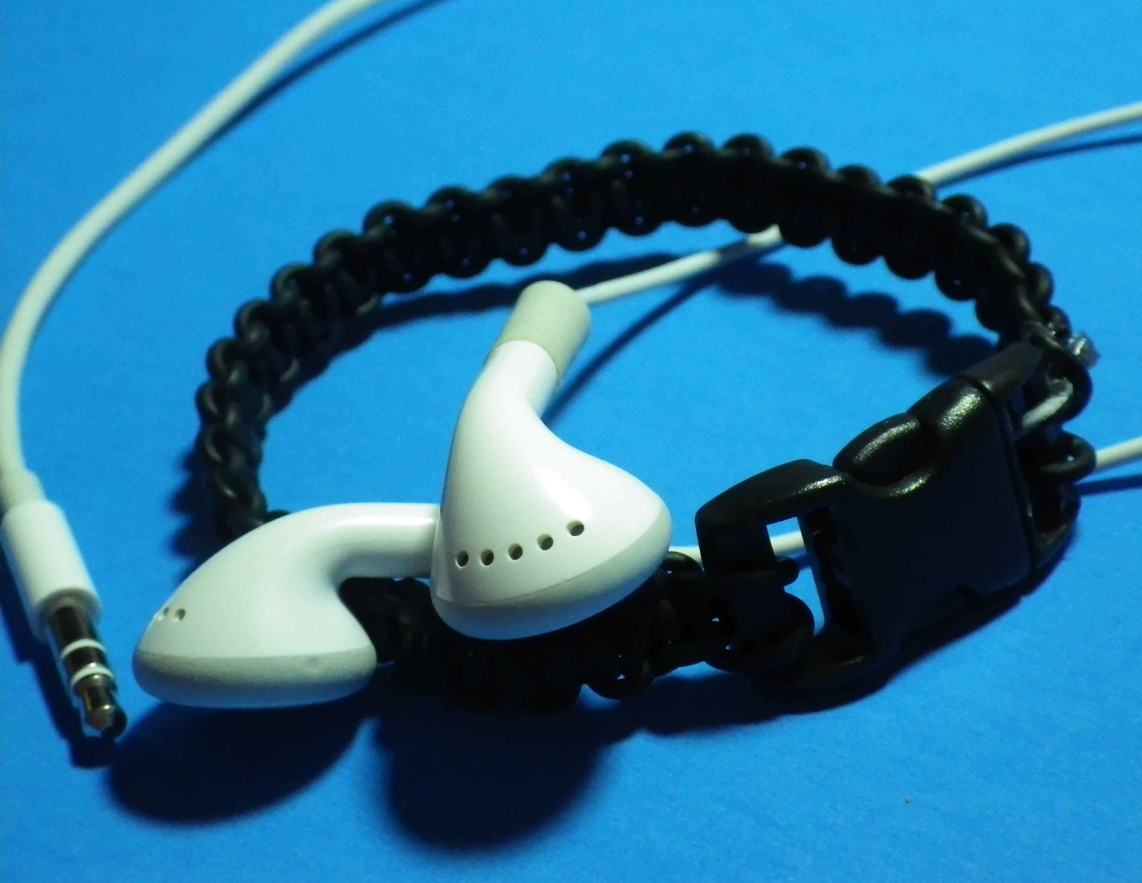 headphone bracelet (23).JPG