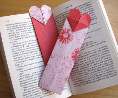 heart-bookmarks.jpg