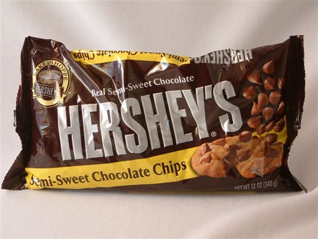 hershey_semi_sweet_chocolate_chips.jpg